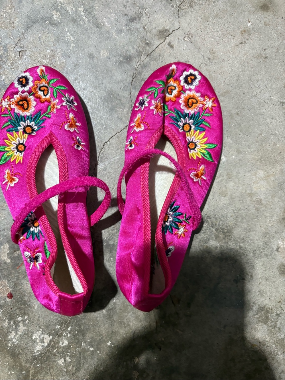 Women’s Embroidered Pink Mary Jane Flats